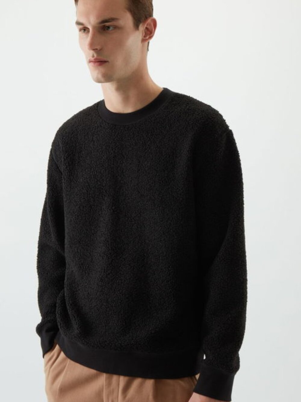 COS Recycled Polyester Mix Teddy Sweatshirt in Black Size Medium